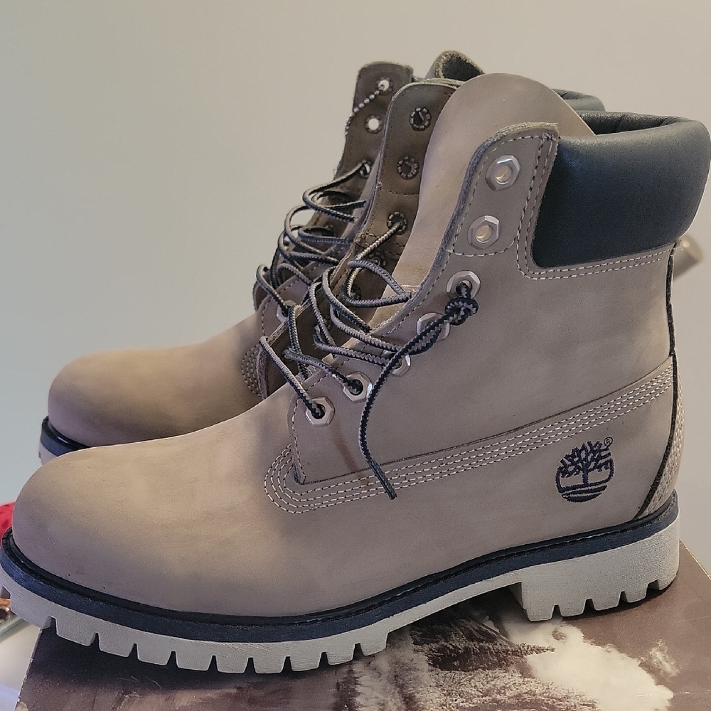 Men's Tan Boots